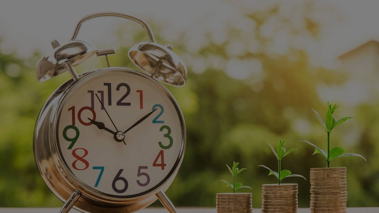 Is Investing in Stocks Haram? Exploring Islamic Perspectives on Wealth Management - Vanturas